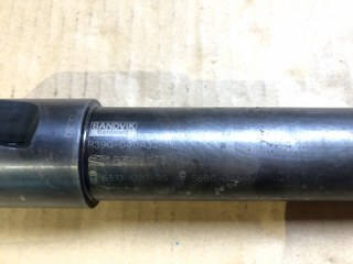 サンドビック/Sandvik 肩削りカッター 【肩削りカッター】R390-040A32-11L