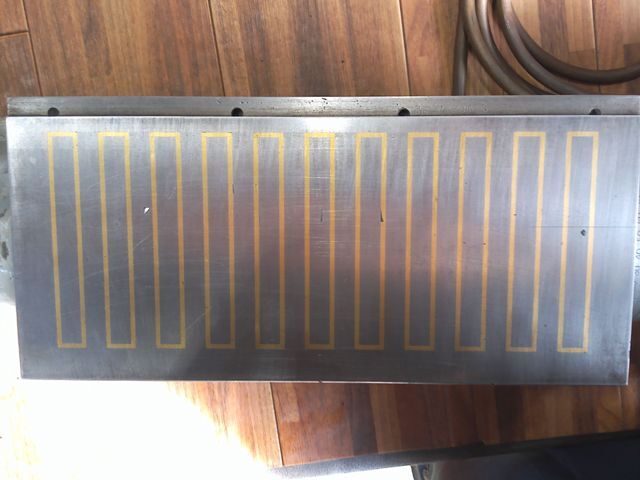 日進 可傾式電磁チャック（サインバー） 270RC