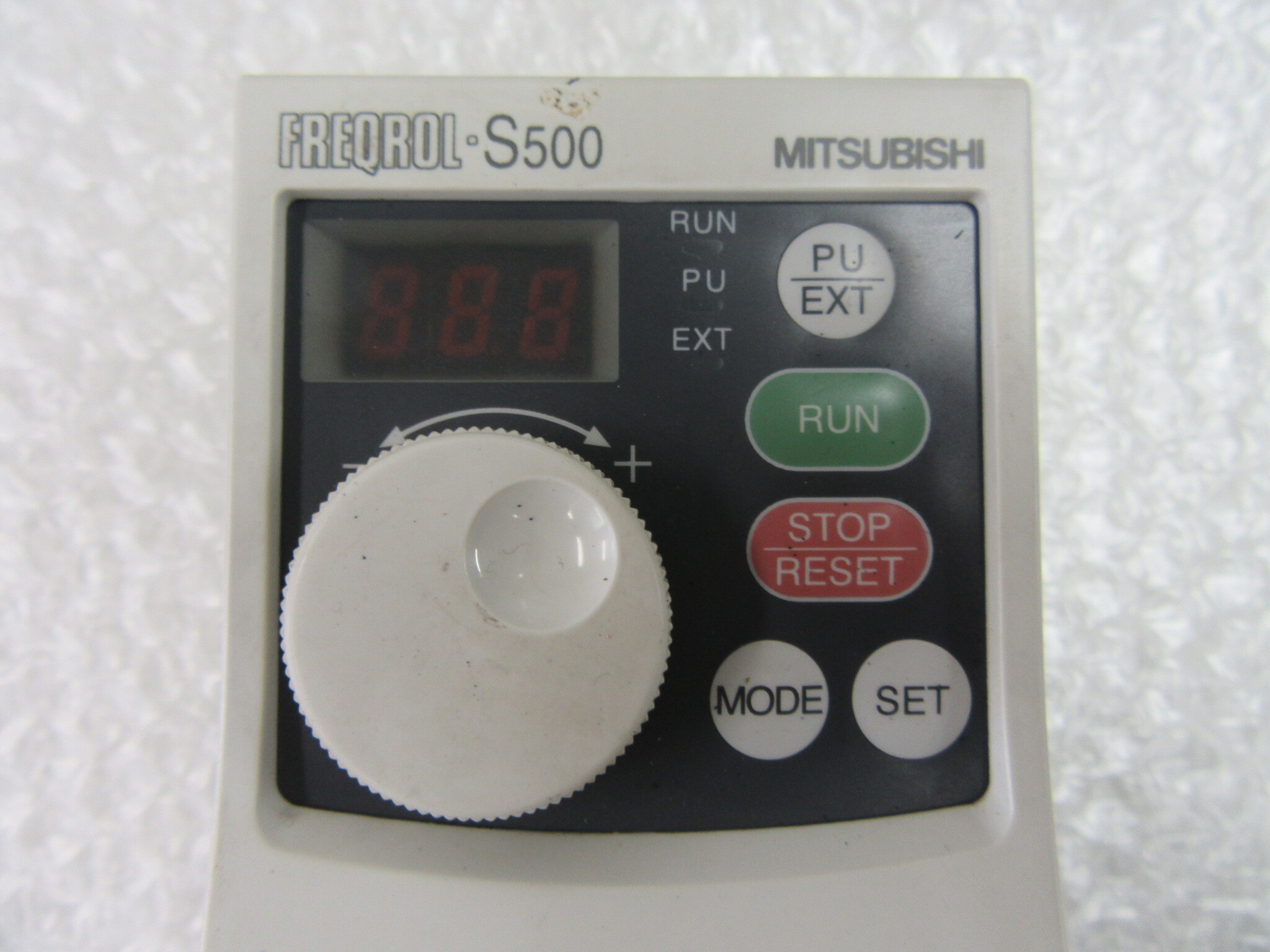 三菱電機/MITSUBISHI インバータ FR-S520E-0.2K | マシンライフ