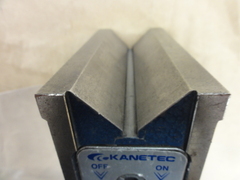 KANETEC｜カネテック マグネットV型ホルダー KVA-2