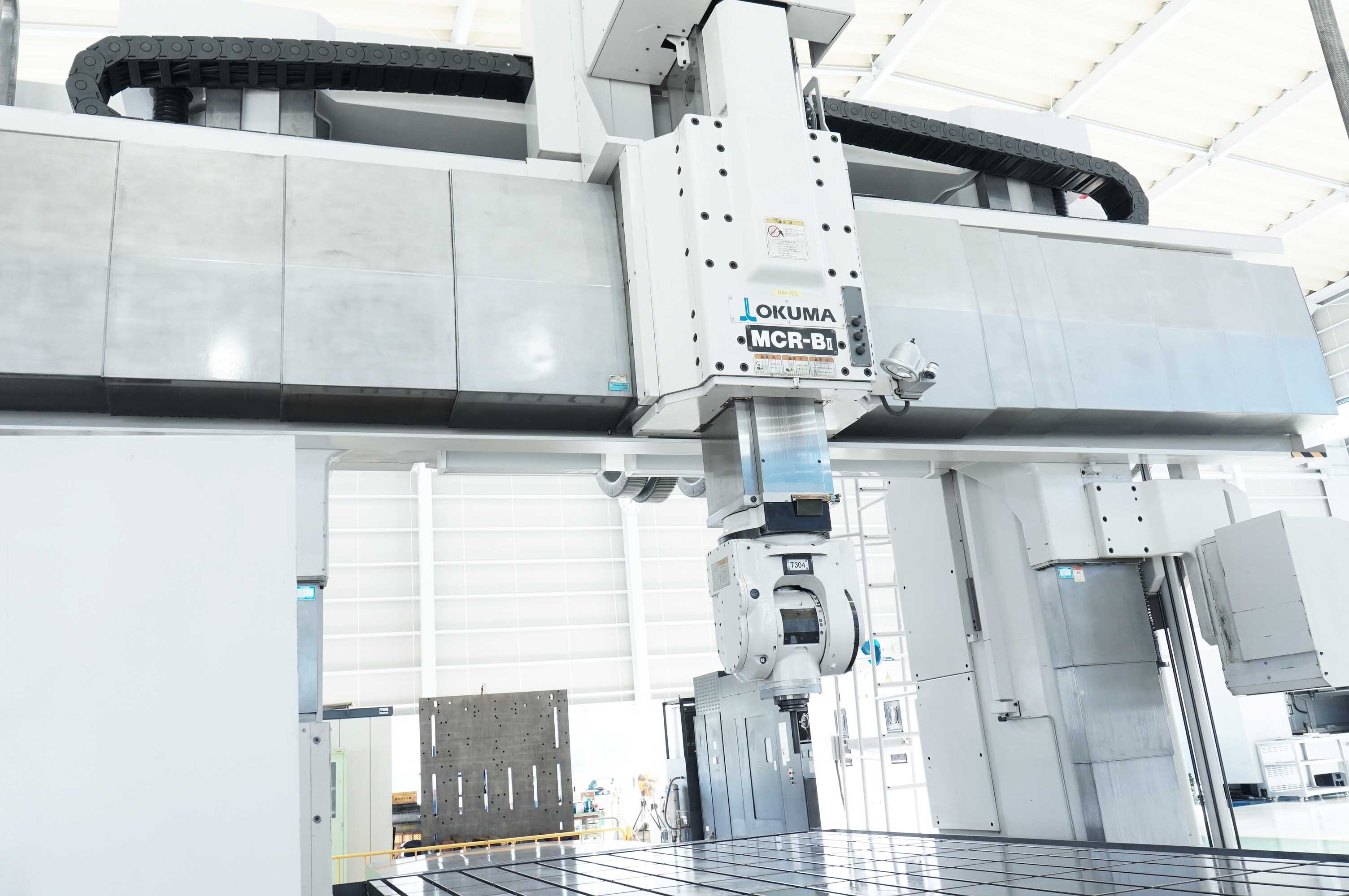 オークマ 五面加工機 MCR BII 30×50E-A