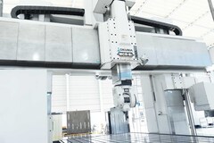 オークマ 五面加工機 MCR BII 30×50E-A