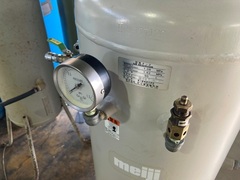 明治 エアータンク 90L