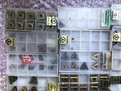 様々なメーカーがあります。 チップセット 【チップセット】様々なサイズがあります。