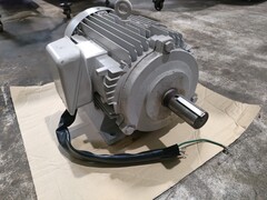 東芝産機 7.5kwインダクションモーター IKK-FBKA21