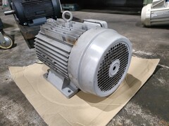 東芝産機 7.5kwインダクションモーター IKK-FBKA21