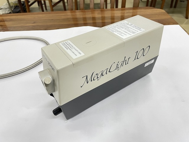 HOYA-SCHOTT 外部照明装置 MegaLight100