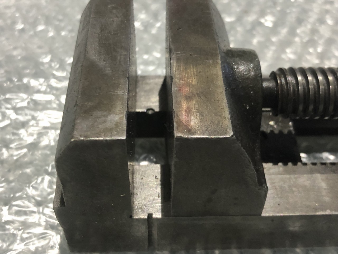 バイス 口幅75　口幅65　口高35