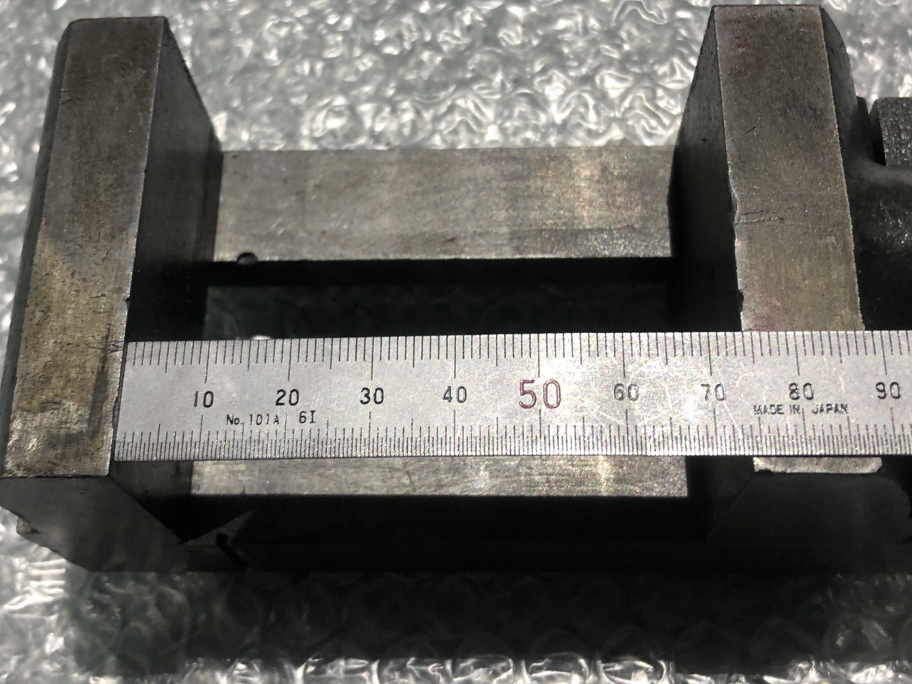 バイス 口幅75　口幅65　口高35