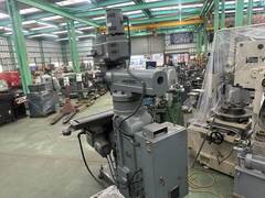 牧野フライス製作所 立フライス盤（ラム型） KVP-55