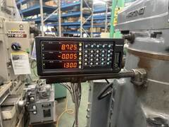 牧野フライス製作所 立フライス盤（ラム型） KVP-55