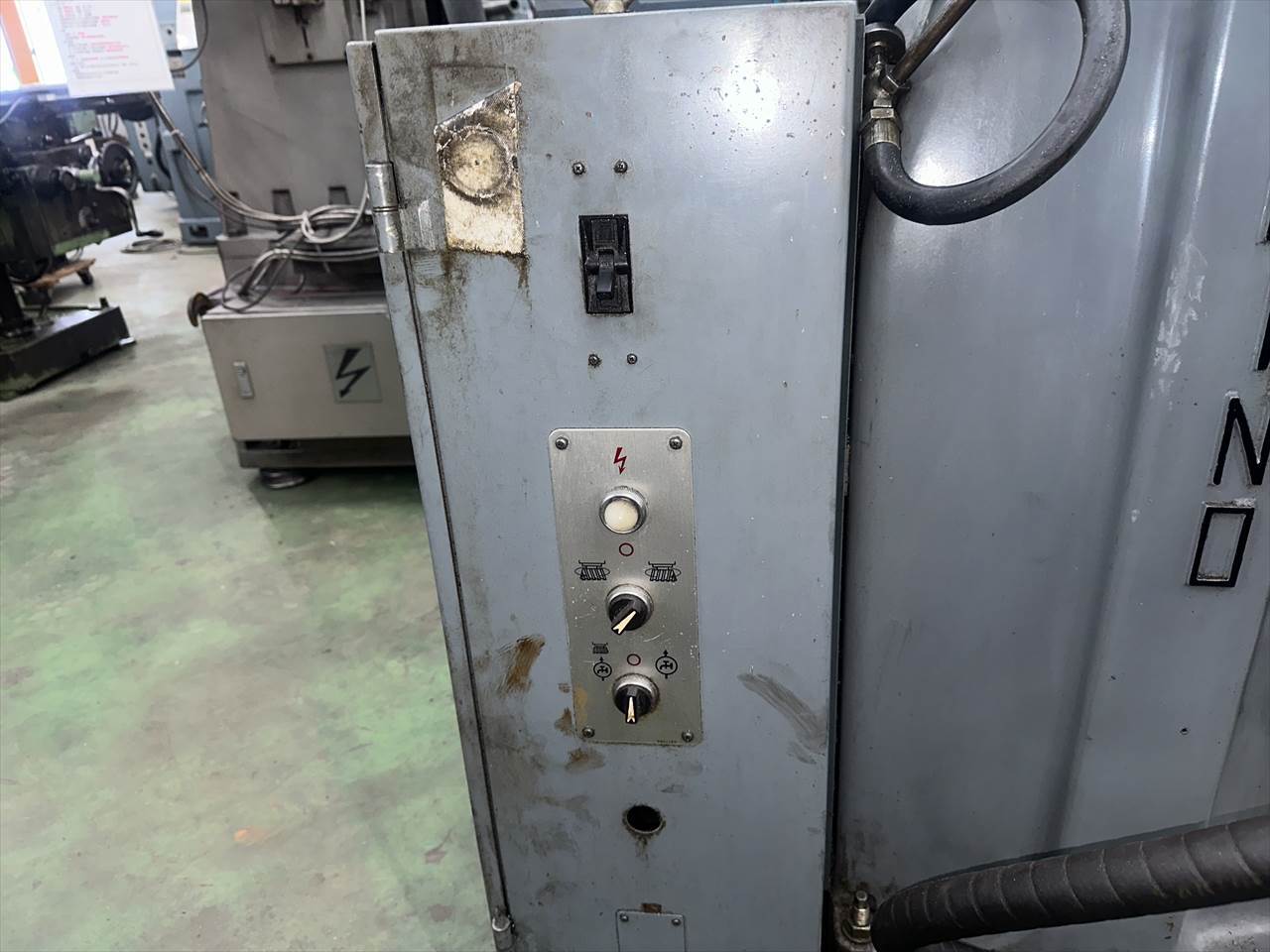 牧野フライス製作所 立フライス盤（ラム型） KVP-55