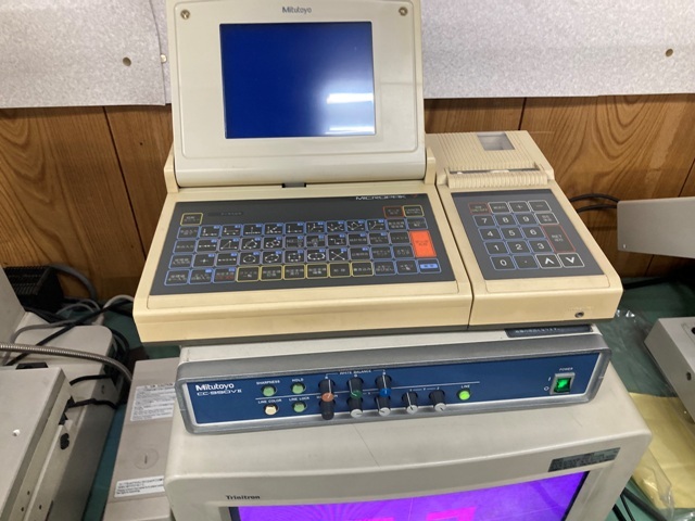 MITUTOYO｜ミツトヨ 工具顕微鏡 MF-1020