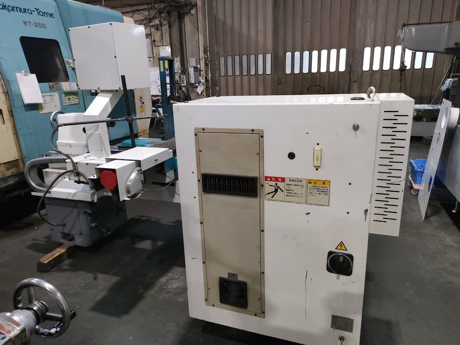 滝澤鉄工所 フラット型NC旋盤 TAC510×1000