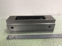 クランプ治具