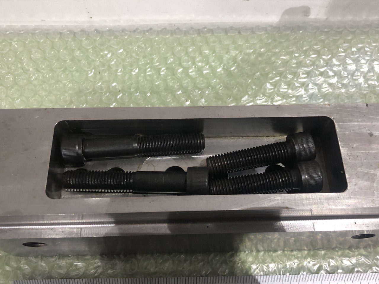 クランプ治具