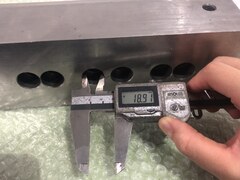 クランプ治具