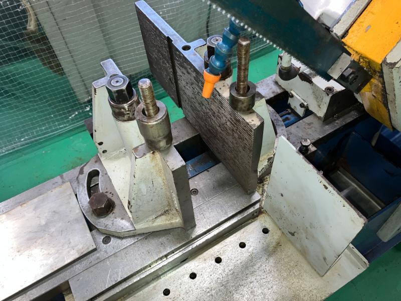 津根精機 強力高速弓鋸切断機 PSB-350U