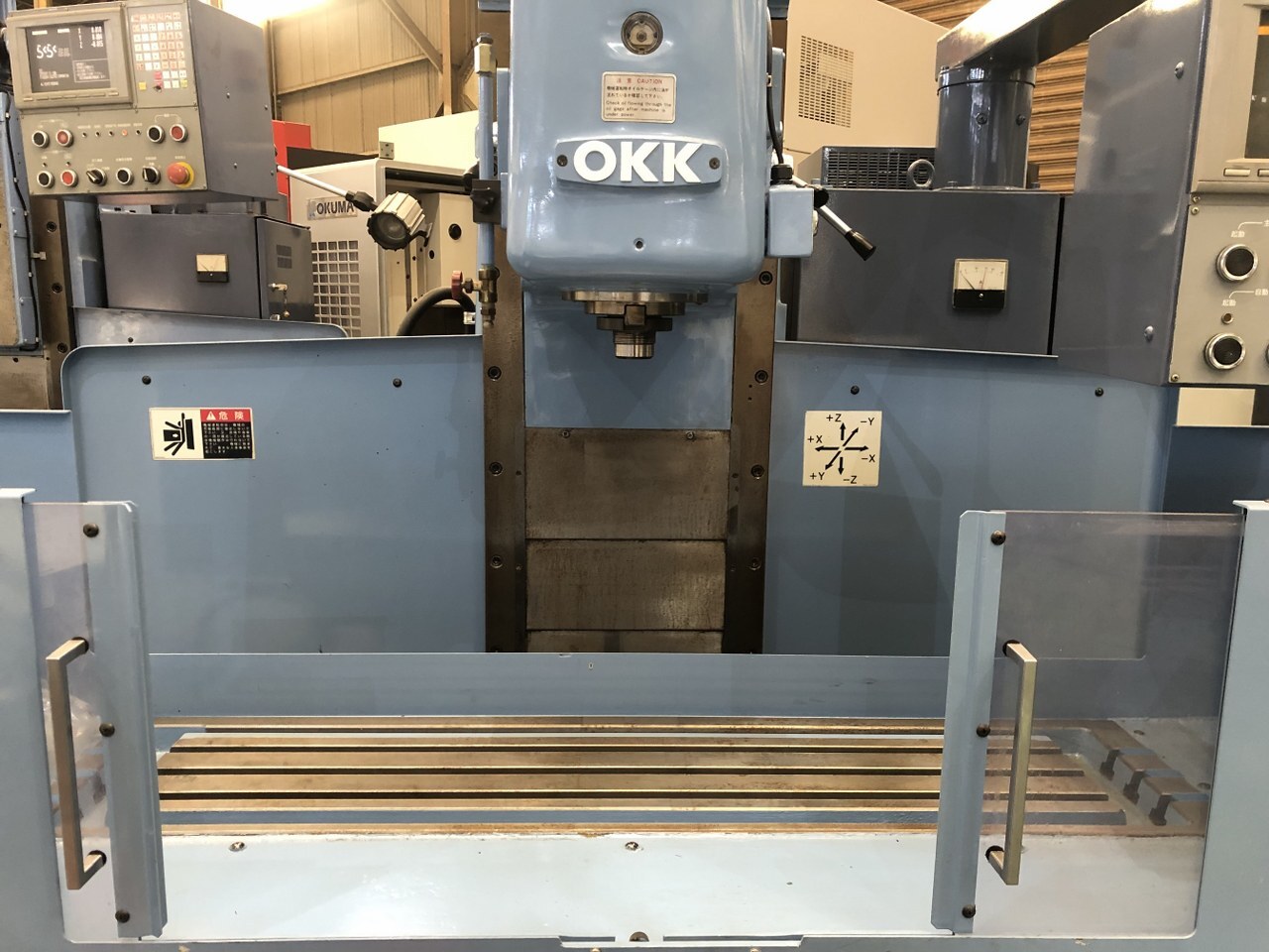 OKK NC立フライス RRM-2V