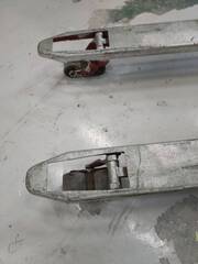 ビシャモン ハンドパレットトラック