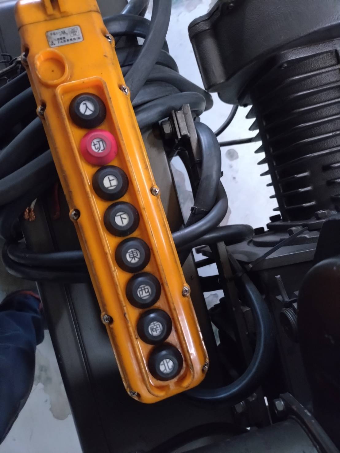 三菱 2.8ｔホイスト Ｒ-2.8-ＬＭ2