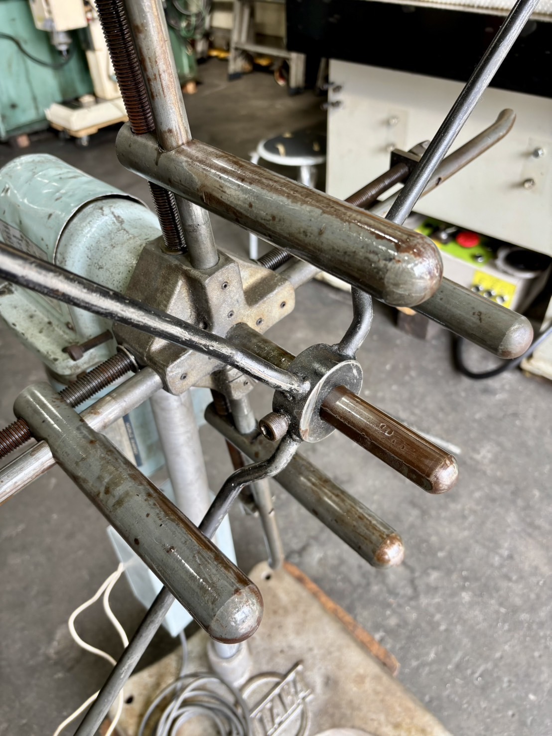 双葉電子工業 リールスタンド AR-100