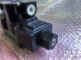 YUKEN KOGYO 電磁切換弁 【電磁切換弁】DSG-03-3C40-A100-50