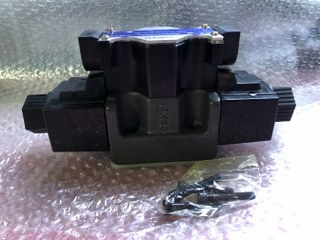 YUKEN KOGYO 電磁切換弁 【電磁切換弁】DSG-03-3C40-A100-50