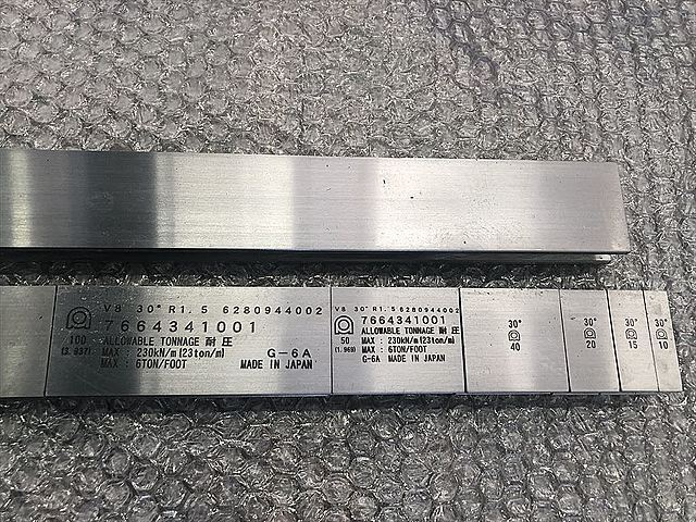 アマダ 金型