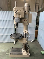 紀和 直立 KUD550F
