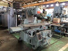 新潟 万能フライス 3UM