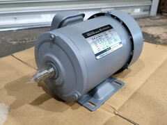 日立産機システム 0.4kwインダクションモーター TFO-K