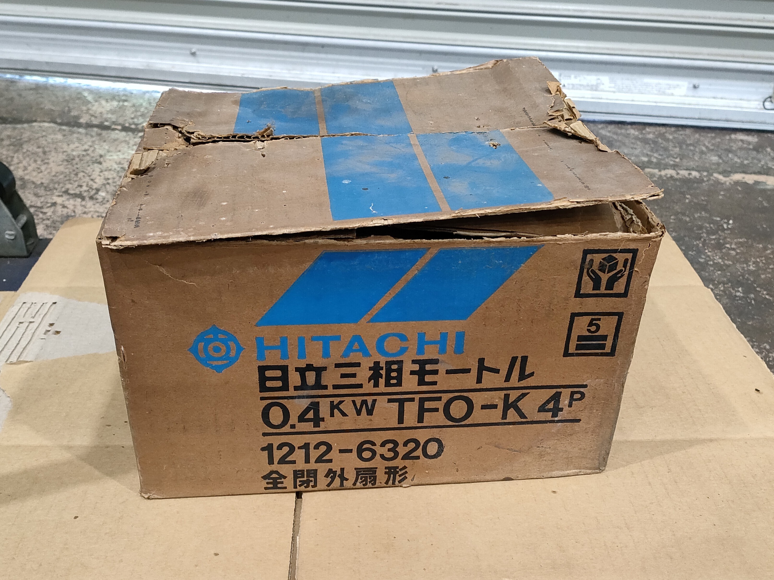 日立産機システム 0.4kwインダクションモーター TFO-K