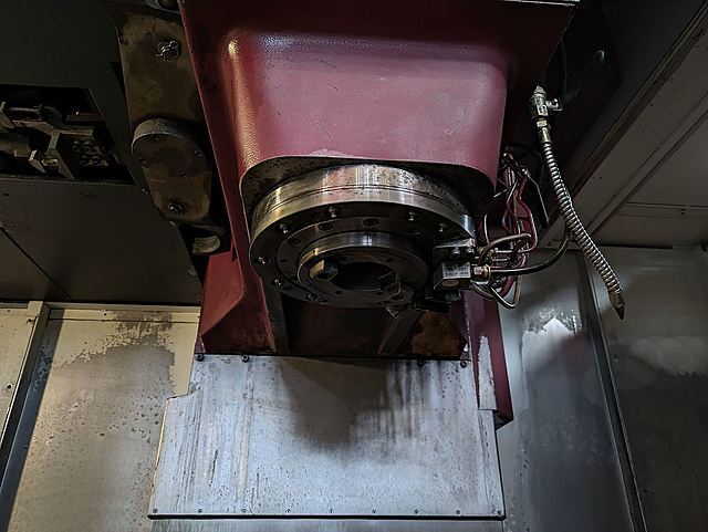 OKK 立型マシニングセンター VM600