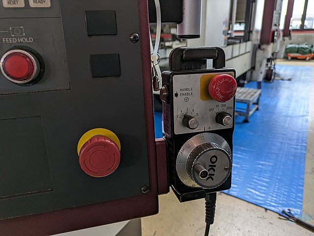 OKK 立型マシニングセンター VM600