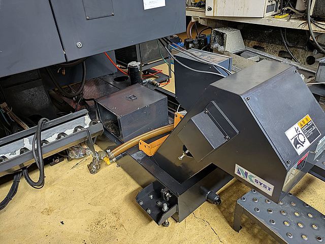 OKK 立型マシニングセンター VM600