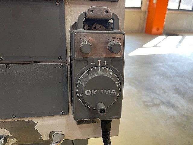 オークマ 立型マシニングセンター MB-66VB