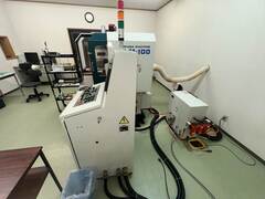 東芝機械(Ahibaura Machine) 超精密マシニングセンター UVM-100A