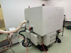 東芝機械(Ahibaura Machine) 超精密マシニングセンター UVM-100A