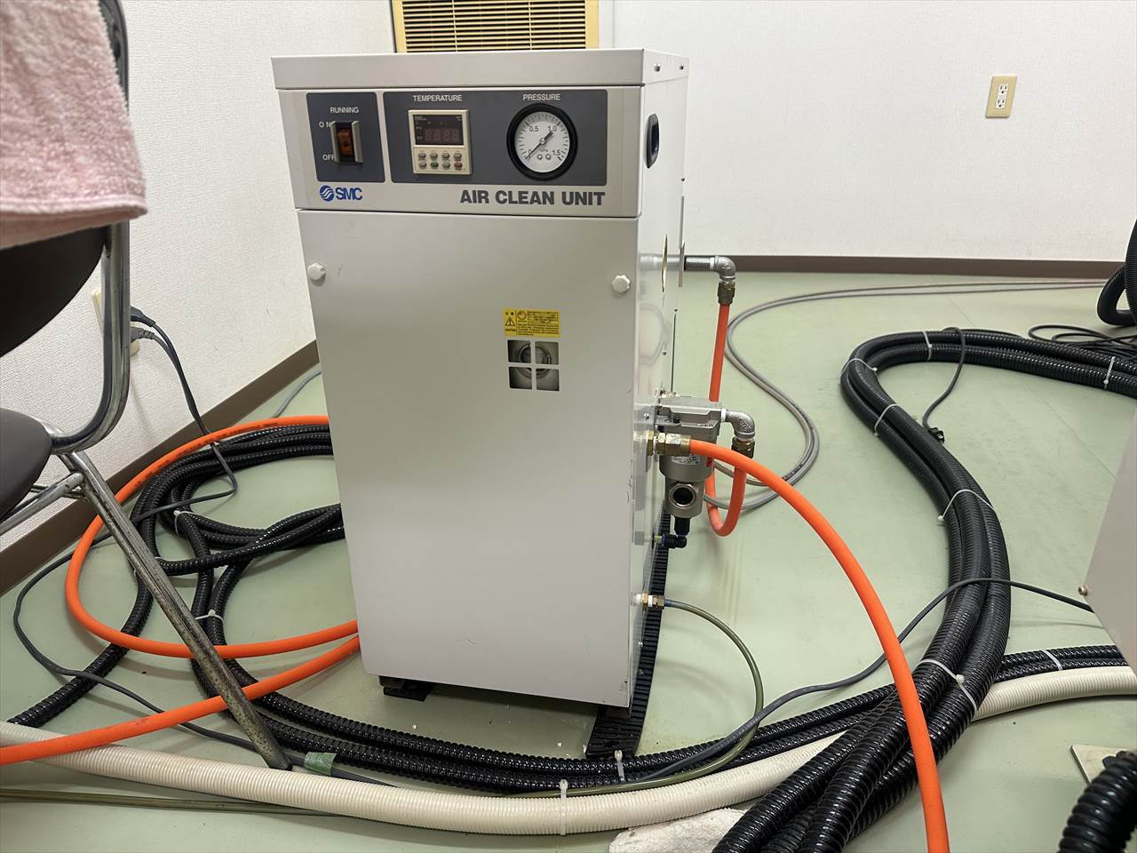 東芝機械(Ahibaura Machine) 超精密マシニングセンター UVM-100A