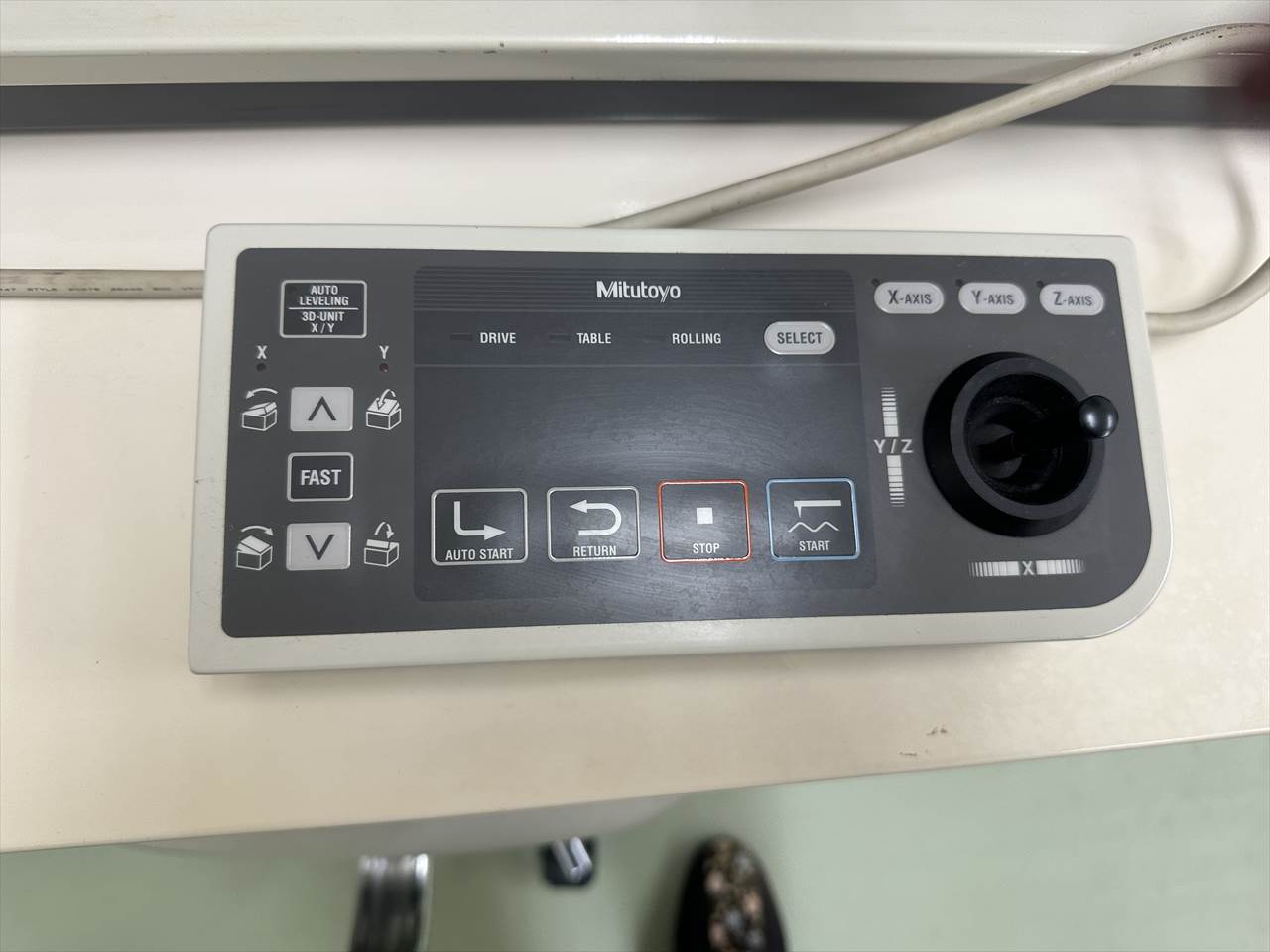 東芝機械(Ahibaura Machine) 超精密マシニングセンター UVM-100A