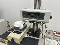 東芝機械(Ahibaura Machine) 超精密マシニングセンター UVM-100A