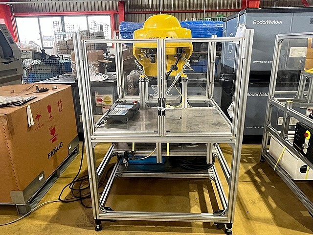 ファナック ゲンコツロボット M-1iA/0.5AL