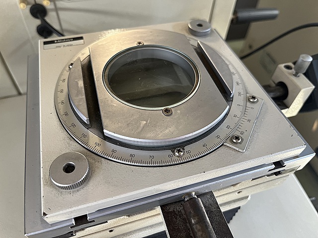 ミツトヨ 投影機 PJ-300