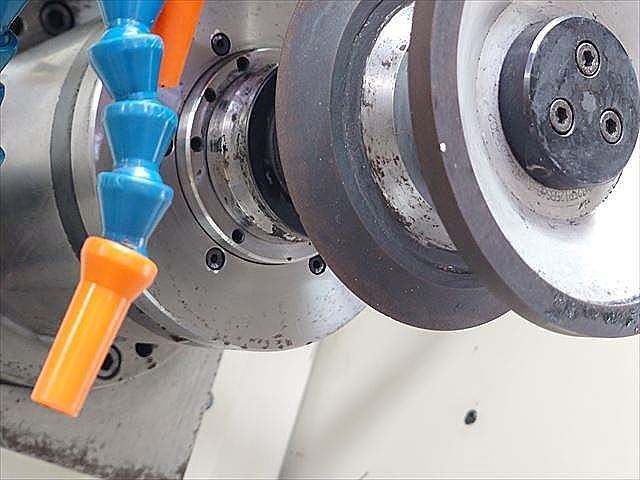 宇都宮製作所 NC工具研削盤 TGR-200