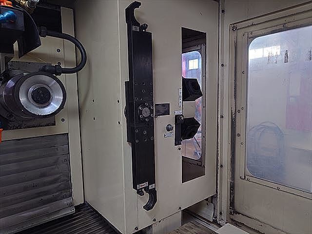 宇都宮製作所 NC工具研削盤 TGR-200