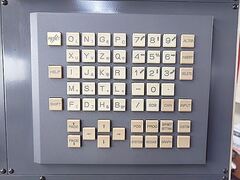 宇都宮製作所 NC工具研削盤 TGR-200