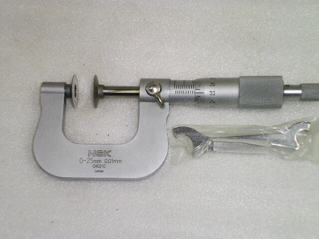 NSK 歯厚ﾏｲｸﾛﾒｰﾀ ０～２５㎜ 未使用品 特殊Ｅ t＝０.3