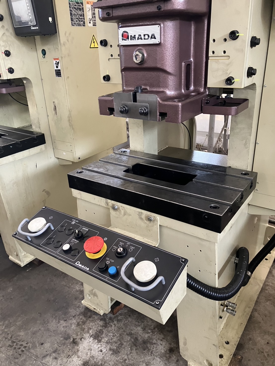 アマダ 35Tプレス TP35FX