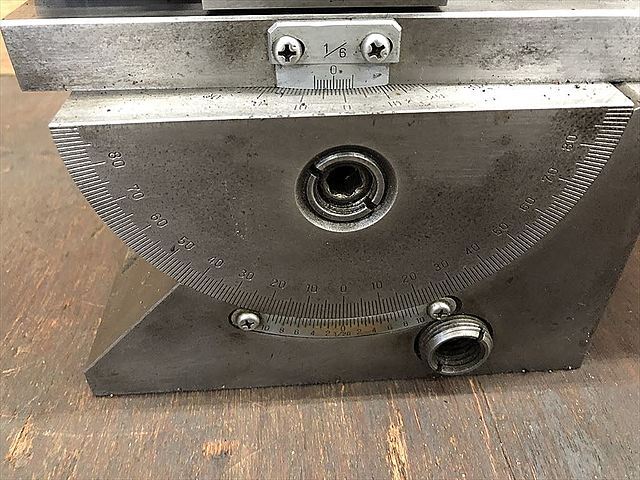 傾斜精密バイス